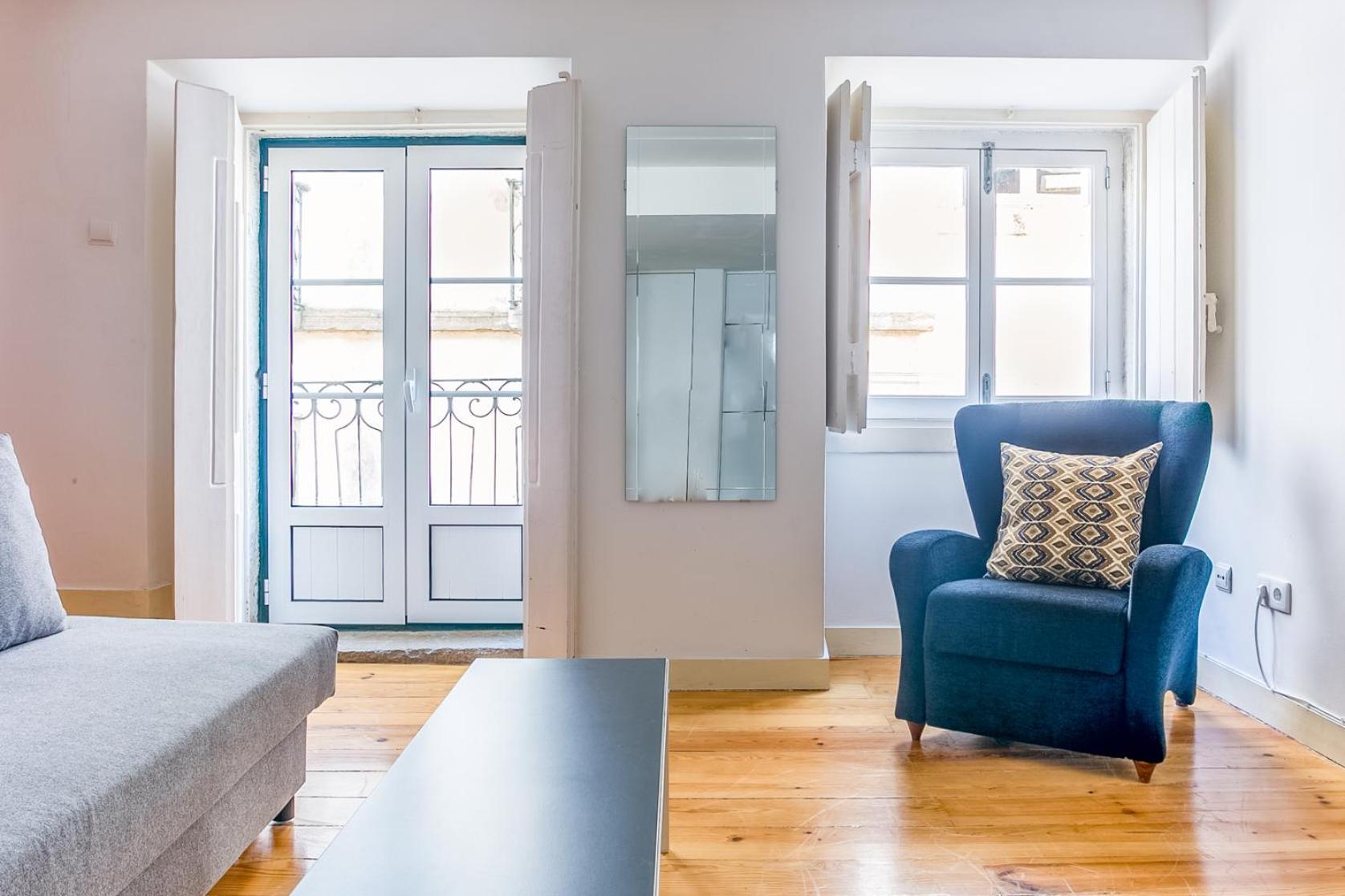 Cozy In Heart Of Bairro Alto Apartment Lissabon